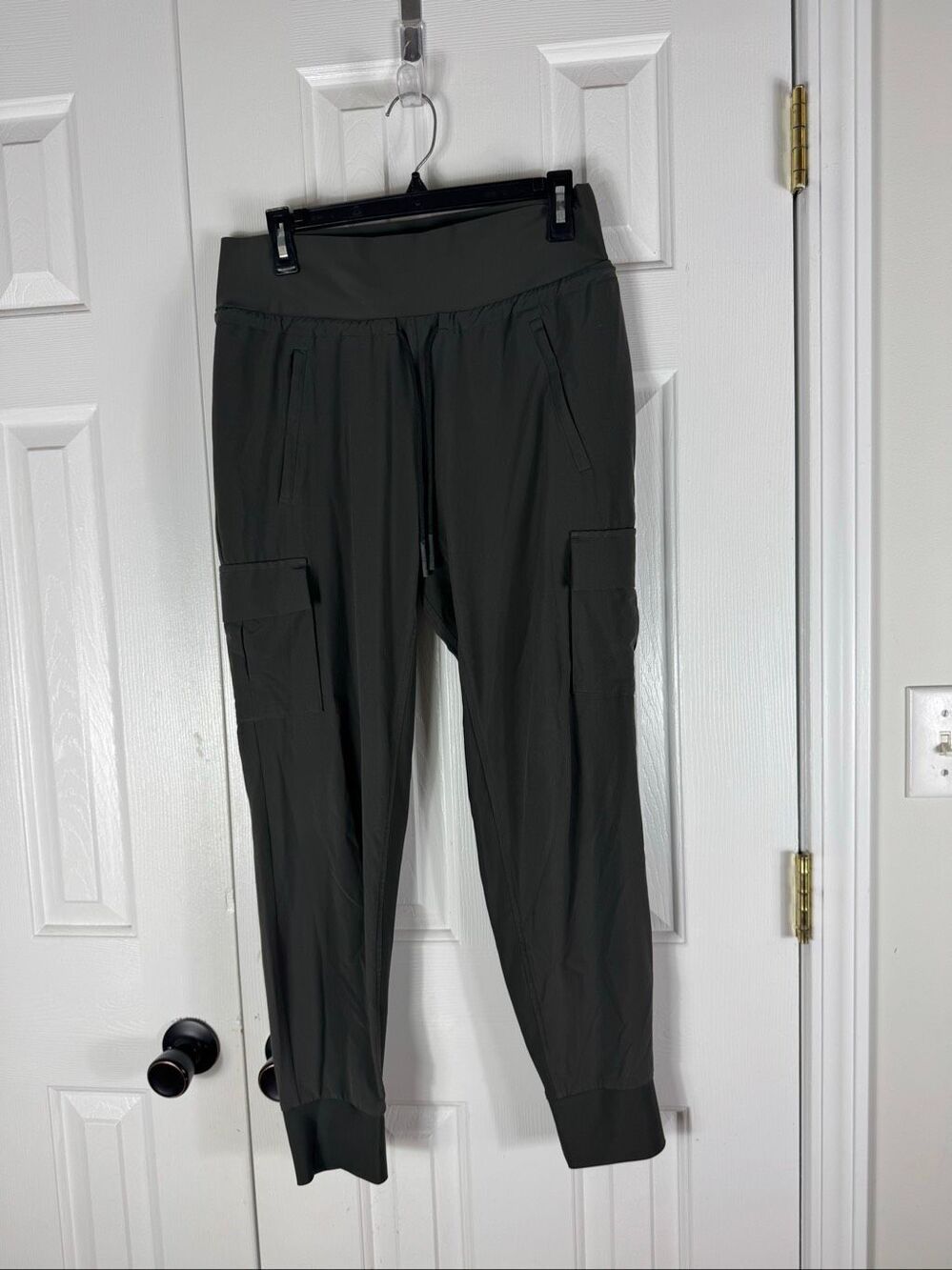 Athleta Womens Green Joggers Size 6